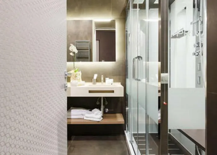 Private Luxury Rom